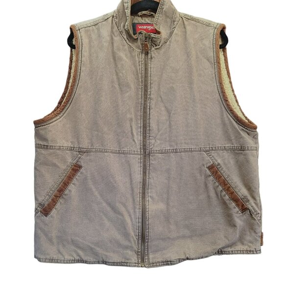 Wrangler Other - Wrangler Hero Mens Vest Beige Size Large Lining 100% Polyester Shell 100% Cotton